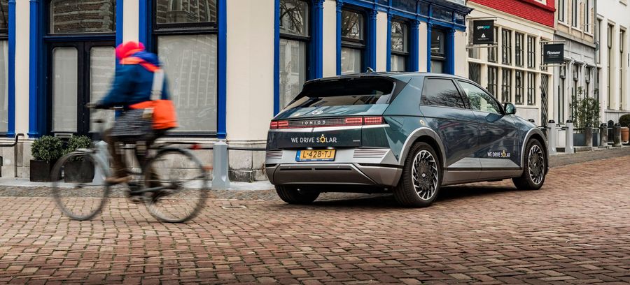 ‘Wij maken van elektrische auto’s batterijen op wielen’